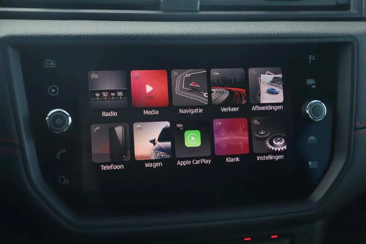 1.0 TSI FR Business Intense Trekhaak Virtual Cockpit Keyless Navigatie Achteruitrijcamera Adaptive Cruise 18 inch LMV