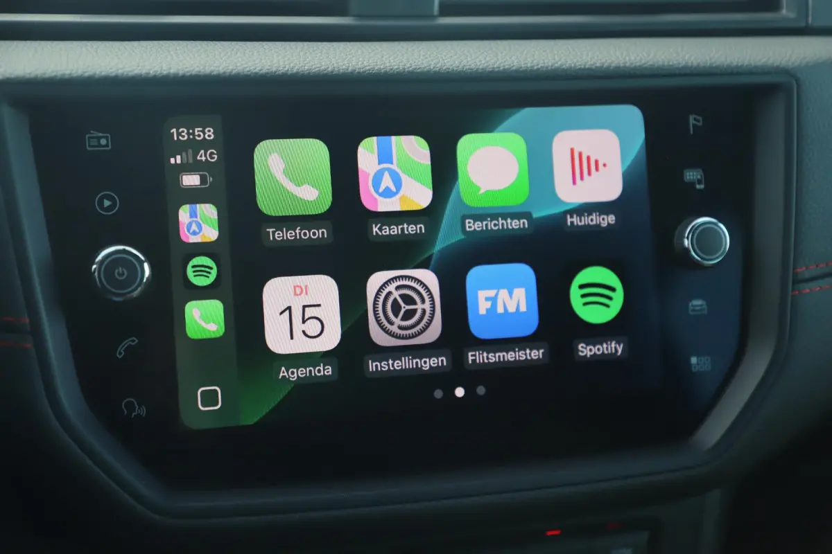 1.0 TSI FR Business Intense Trekhaak Virtual Cockpit Keyless Navigatie Achteruitrijcamera Adaptive Cruise 18 inch LMV