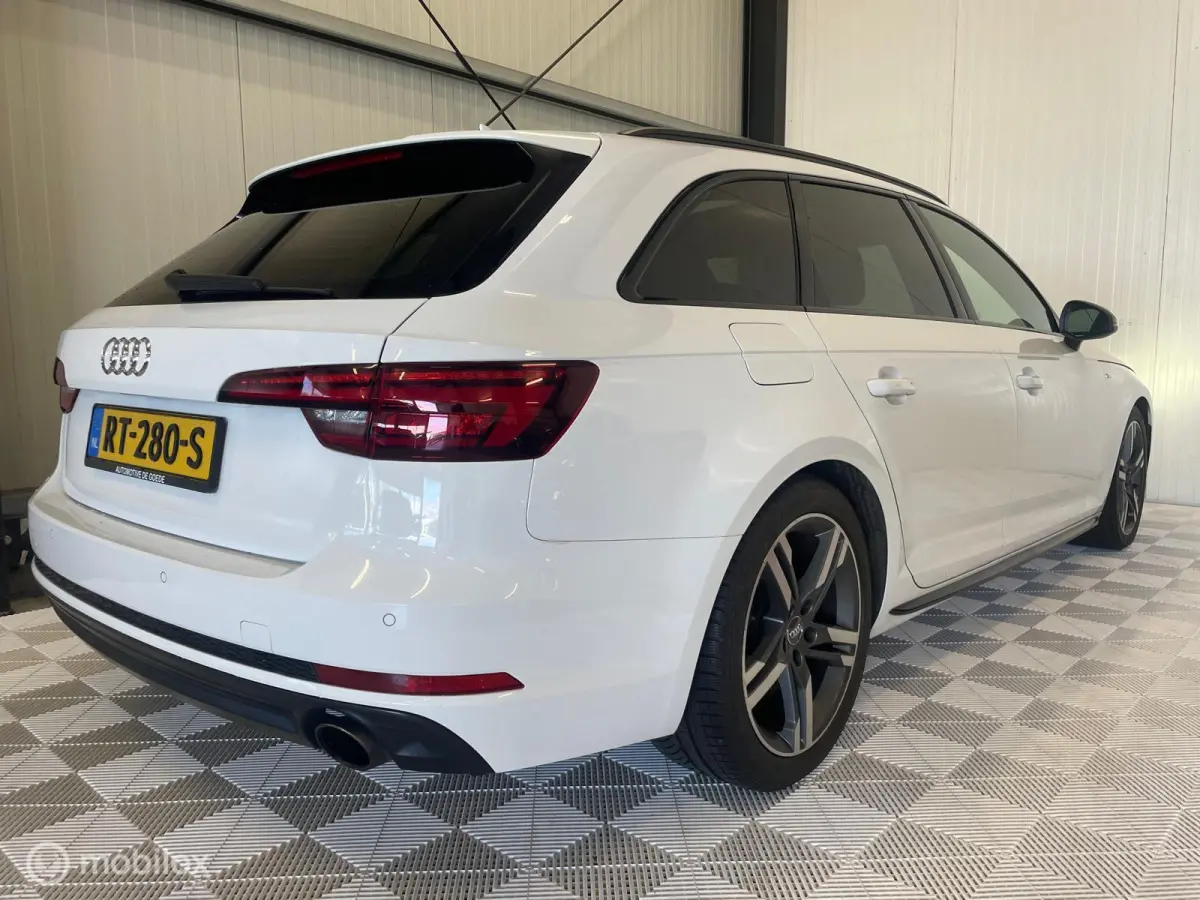 2.0 TFSI MHEV Sport S line black edition