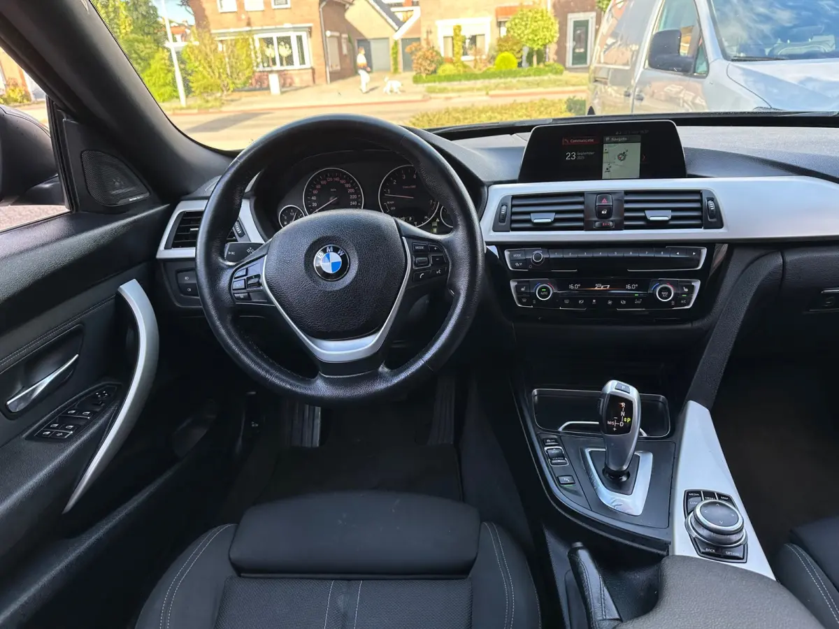 320i Executive Facelift|Xenon|Stoelvw|Idrive|Nap