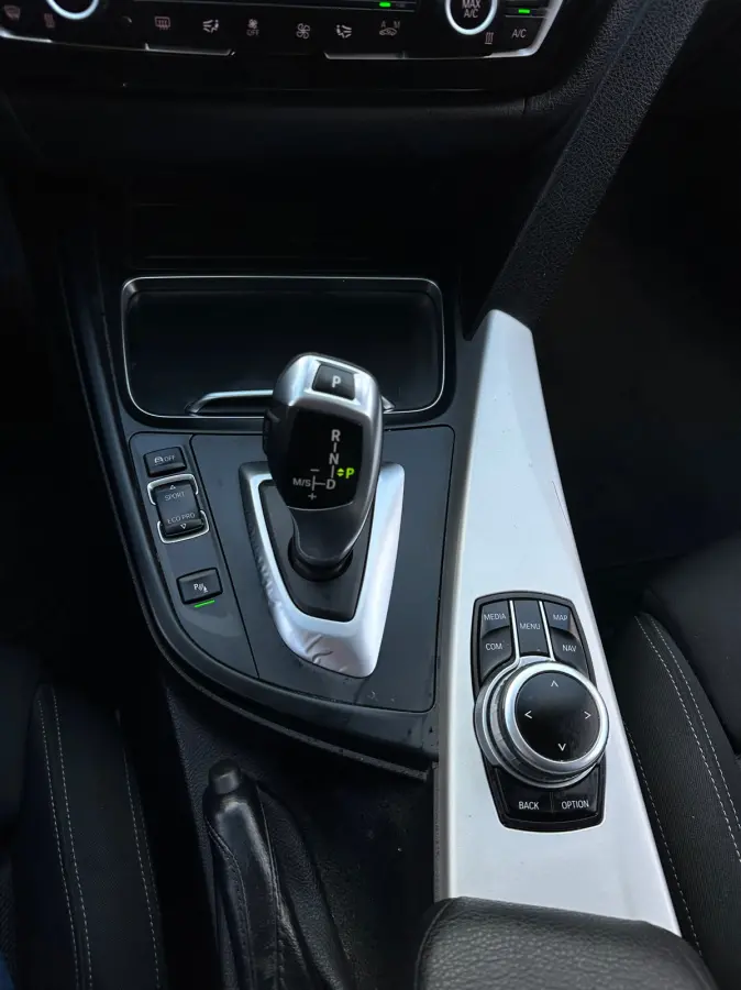 320i Executive Facelift|Xenon|Stoelvw|Idrive|Nap