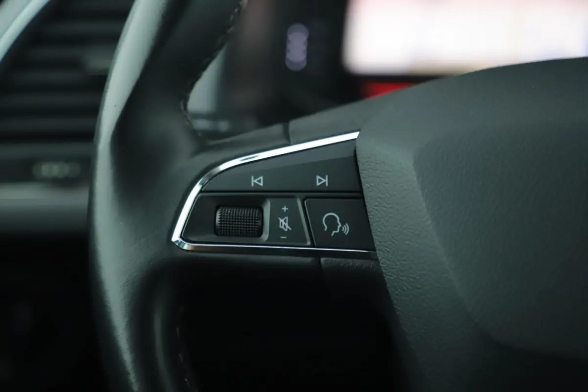 1.0 TSI Style Ultimate Edition Beats 116PK Virtual Cockpit Full LED 17 inch Navigatie Achteruitrijcamera Clima Keyless Stoelverwarming Lane Assist