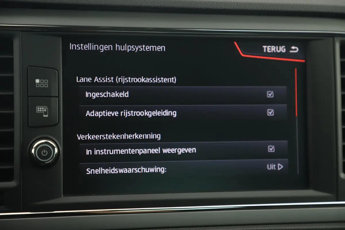 1.0 TSI Style Ultimate Edition Beats 116PK Virtual Cockpit Full LED 17 inch Navigatie Achteruitrijcamera Clima Keyless Stoelverwarming Lane Assist