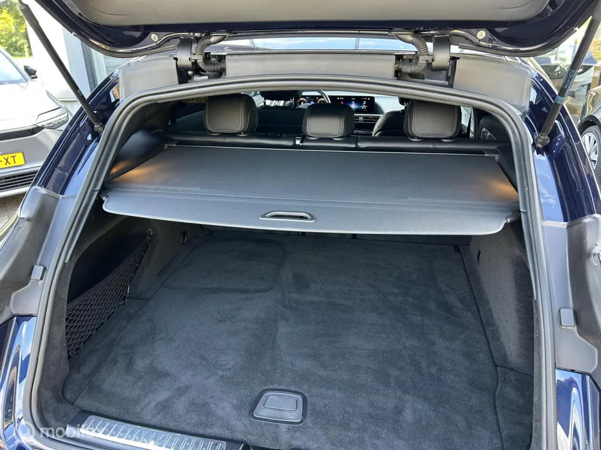 400 4MATIC AMG Line Premium Plus 80 kWh