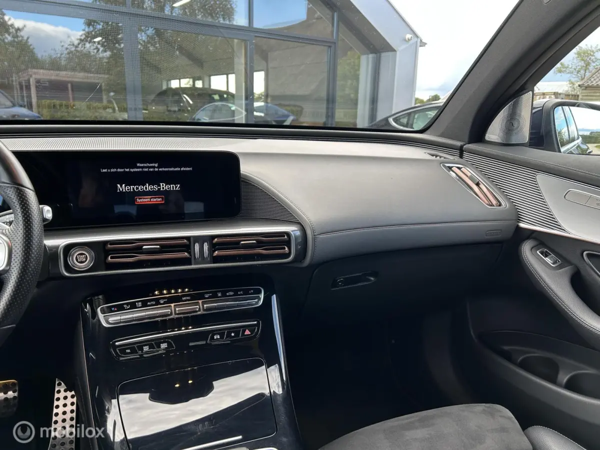 400 4MATIC AMG Line Premium Plus 80 kWh