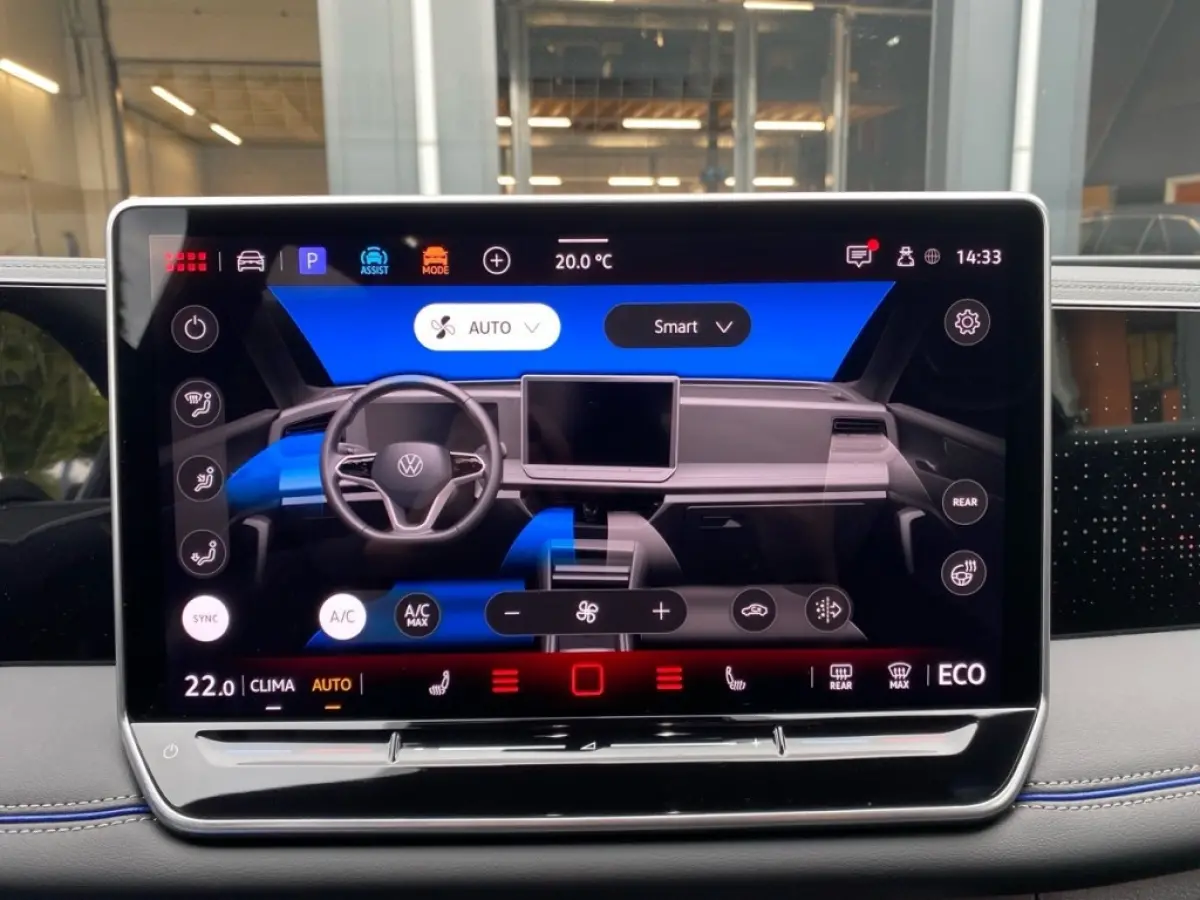 1.5 TSI E-HYBRID R-LINE PANO-DAK/TREKHAAK/CAMERA/CARPLAY/ACC