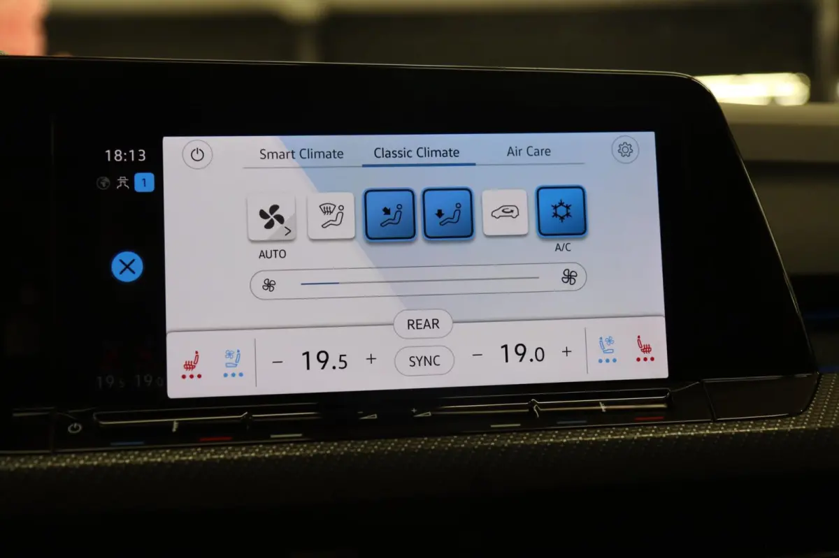 2.0 TSI R 4Motion PERFORMANCE/PANO/HUD/HK/BLINDSPOT/VOL