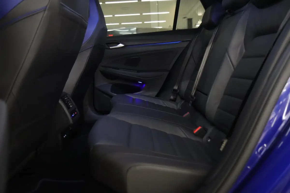2.0 TSI R 4Motion PERFORMANCE/PANO/HUD/HK/BLINDSPOT/VOL