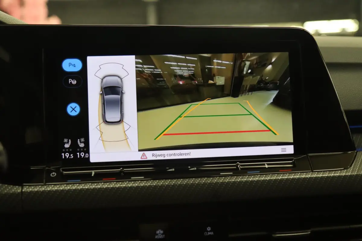 2.0 TSI R 4Motion PERFORMANCE/PANO/HUD/HK/BLINDSPOT/VOL