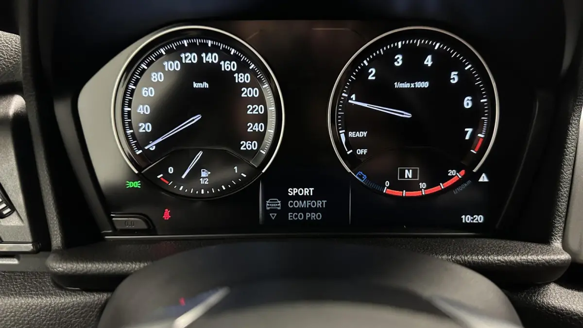 216i Executive Edition LM NAVI LED HEAD UP.