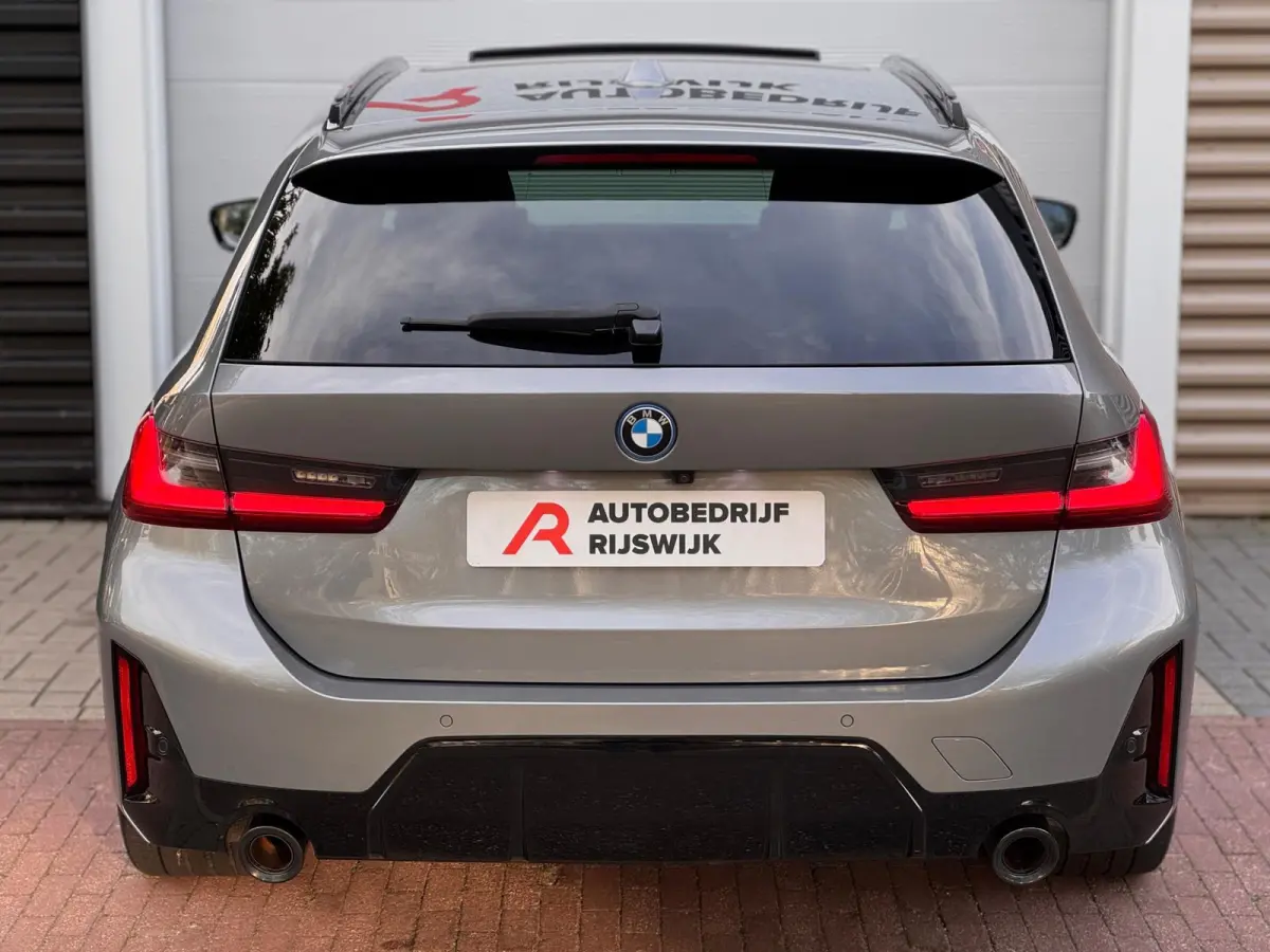 330e Pano/Camera/Sfeer/Leer
