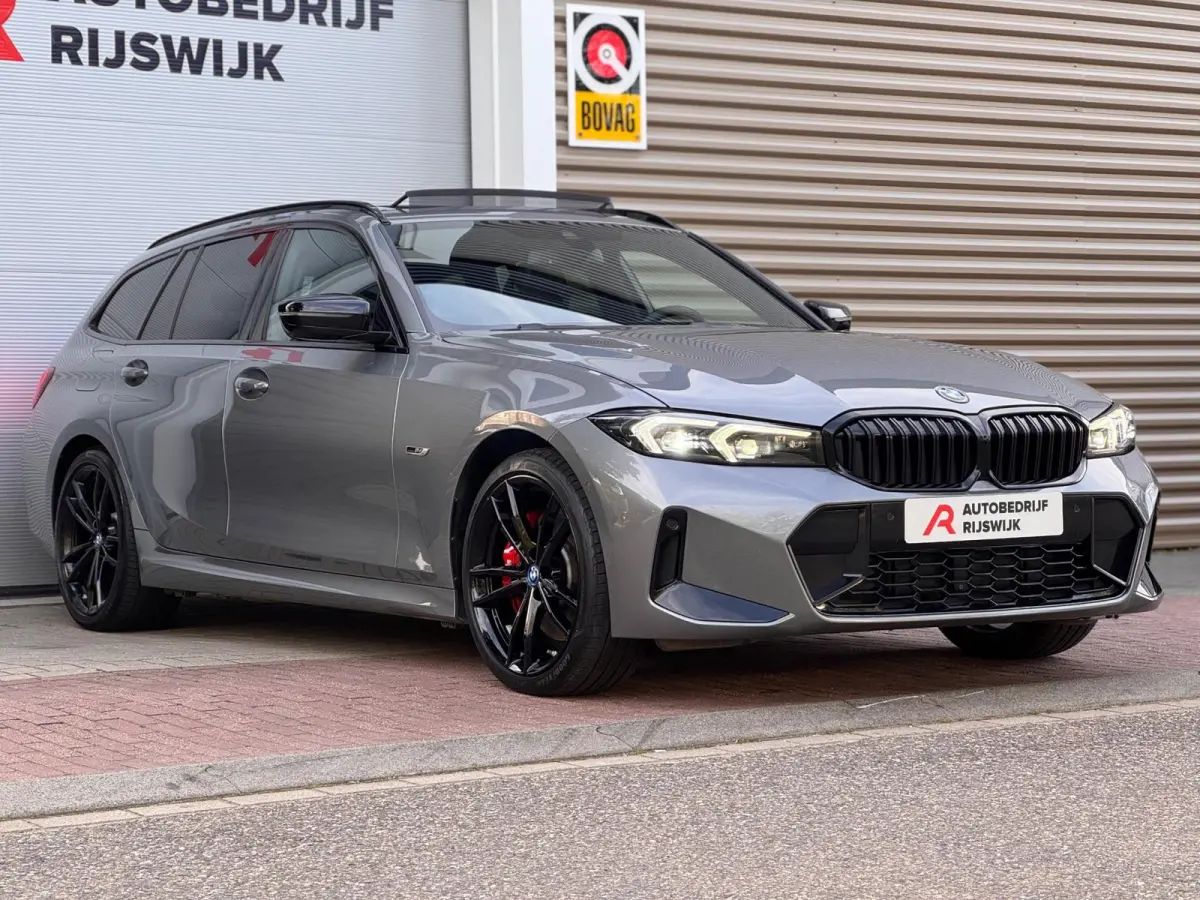 330e Pano/Camera/Sfeer/Leer