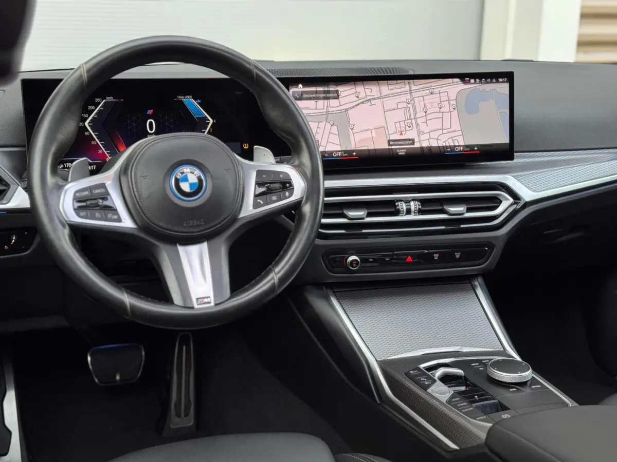 330e Pano/Camera/Sfeer/Leer