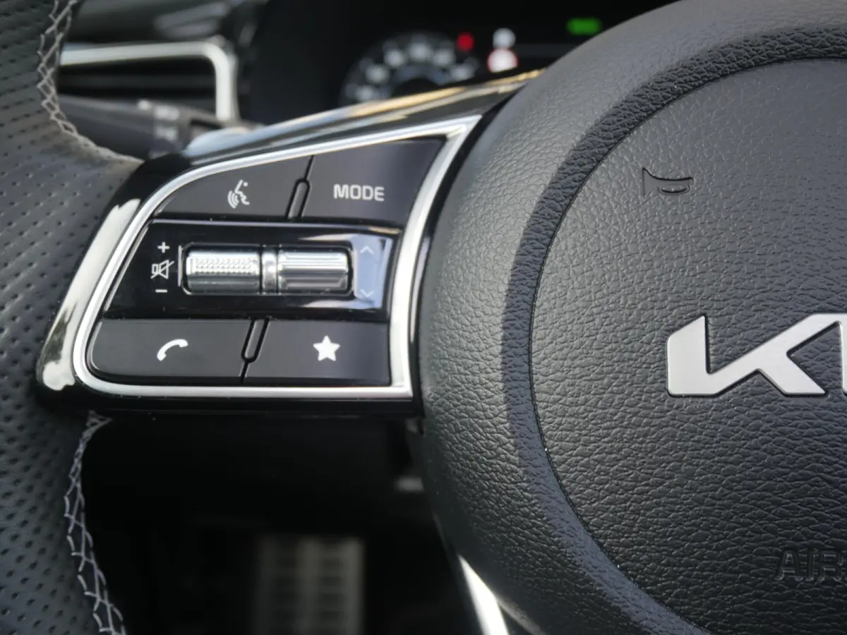 1.5 T-GDi GT-PlusLine | Trekhaak | Camera | Cruise | Clima | Carplay | Navi | Stoel-stuurverwarming | schuif-kanteldak |