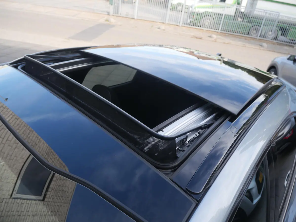 1.5 T-GDi GT-PlusLine | Trekhaak | Camera | Cruise | Clima | Carplay | Navi | Stoel-stuurverwarming | schuif-kanteldak |