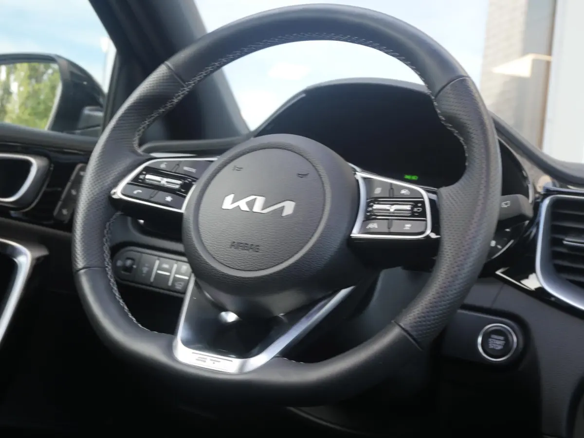 1.5 T-GDi GT-PlusLine | Trekhaak | Camera | Cruise | Clima | Carplay | Navi | Stoel-stuurverwarming | schuif-kanteldak |