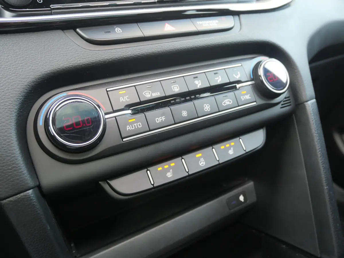 1.5 T-GDi GT-PlusLine | Trekhaak | Camera | Cruise | Clima | Carplay | Navi | Stoel-stuurverwarming | schuif-kanteldak |