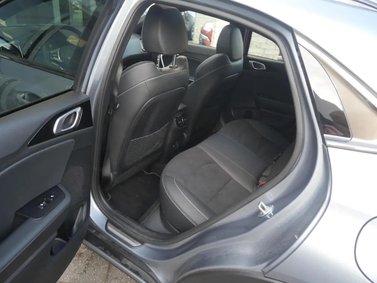 1.5 T-GDi GT-PlusLine | Trekhaak | Camera | Cruise | Clima | Carplay | Navi | Stoel-stuurverwarming | schuif-kanteldak |