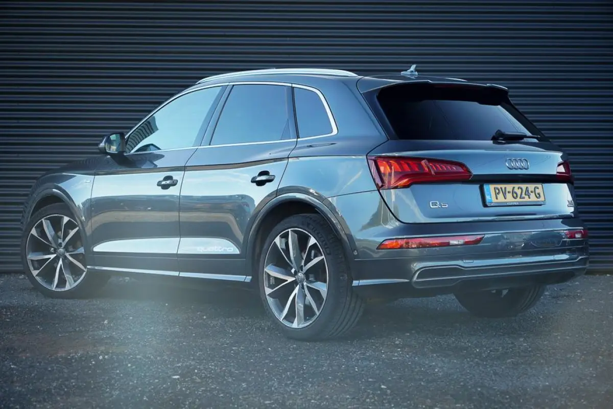 2.0 TDI quattro Sport S Line / Pano / Virtual / Luchtvering