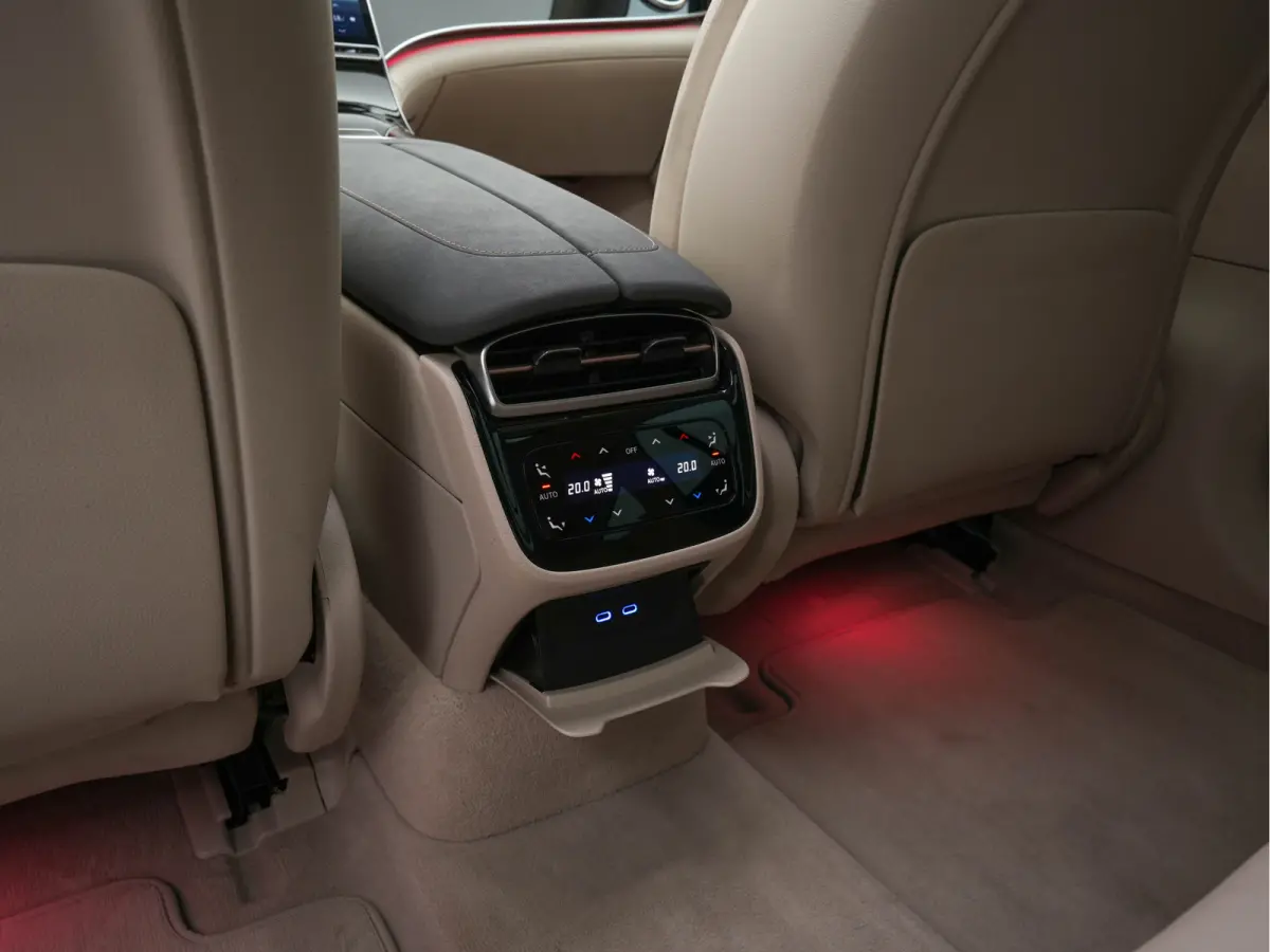 350 Business Line 90 kWh {SOH-100%} [3-Fase-11kW] (INCL-BTW) Aut. *PANO | LEATHER | FULL-LED | MEMORY-PACK | HEATED-COMFORTSEATS | DIGI-COCKPIT | CAMERA | AMBIENT-LIGHT | NAVI-FULLMAP | BLIN
