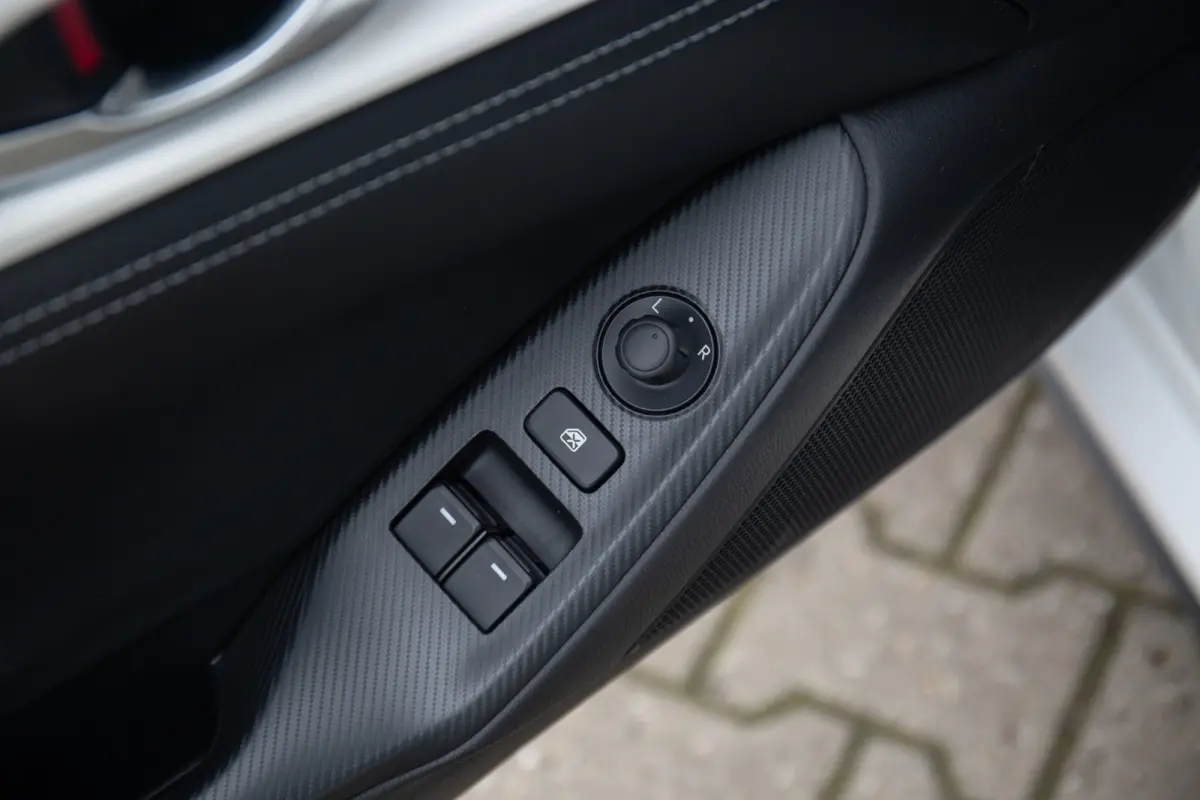 2.0 SkyActiv-G 184 Exclusive Line , Carplay, Achteruitrijcamera, Stoelverwarming, Keyless