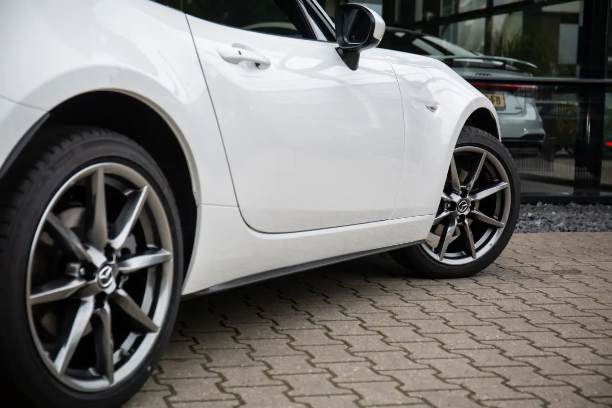 2.0 SkyActiv-G 184 Exclusive Line , Carplay, Achteruitrijcamera, Stoelverwarming, Keyless