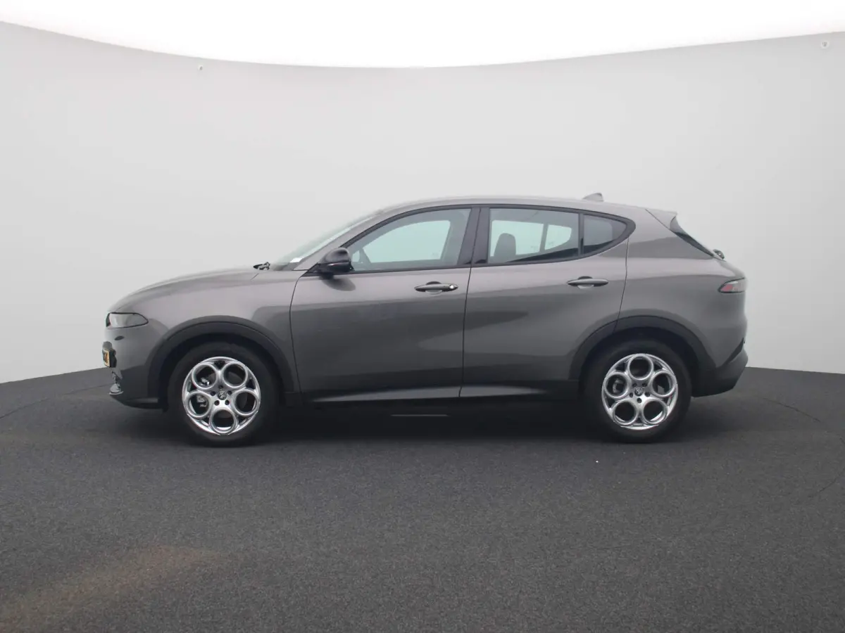 1.5T Hybrid Sprint | ECC | Navigatie | Lichtmetalen velgen | Parkeersensoren | Apple carplay / Android auto