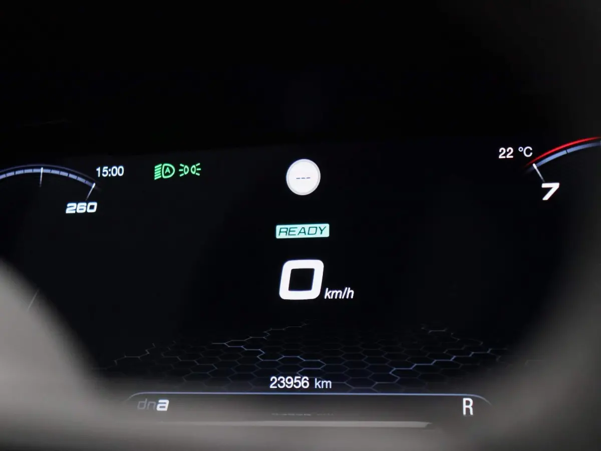 1.5T Hybrid Sprint | ECC | Navigatie | Lichtmetalen velgen | Parkeersensoren | Apple carplay / Android auto