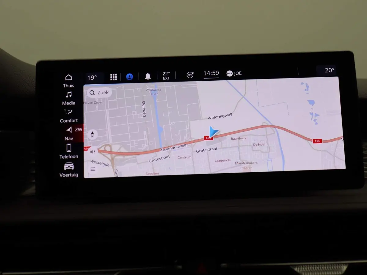 1.5T Hybrid Sprint | ECC | Navigatie | Lichtmetalen velgen | Parkeersensoren | Apple carplay / Android auto