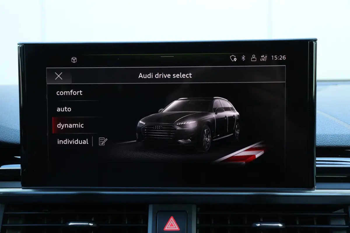 35 TFSI / 2.0 150PK / 3x S-Line / DAB / Pano / Matrix LED / Camera / Trekhaak / Navi / 18"!