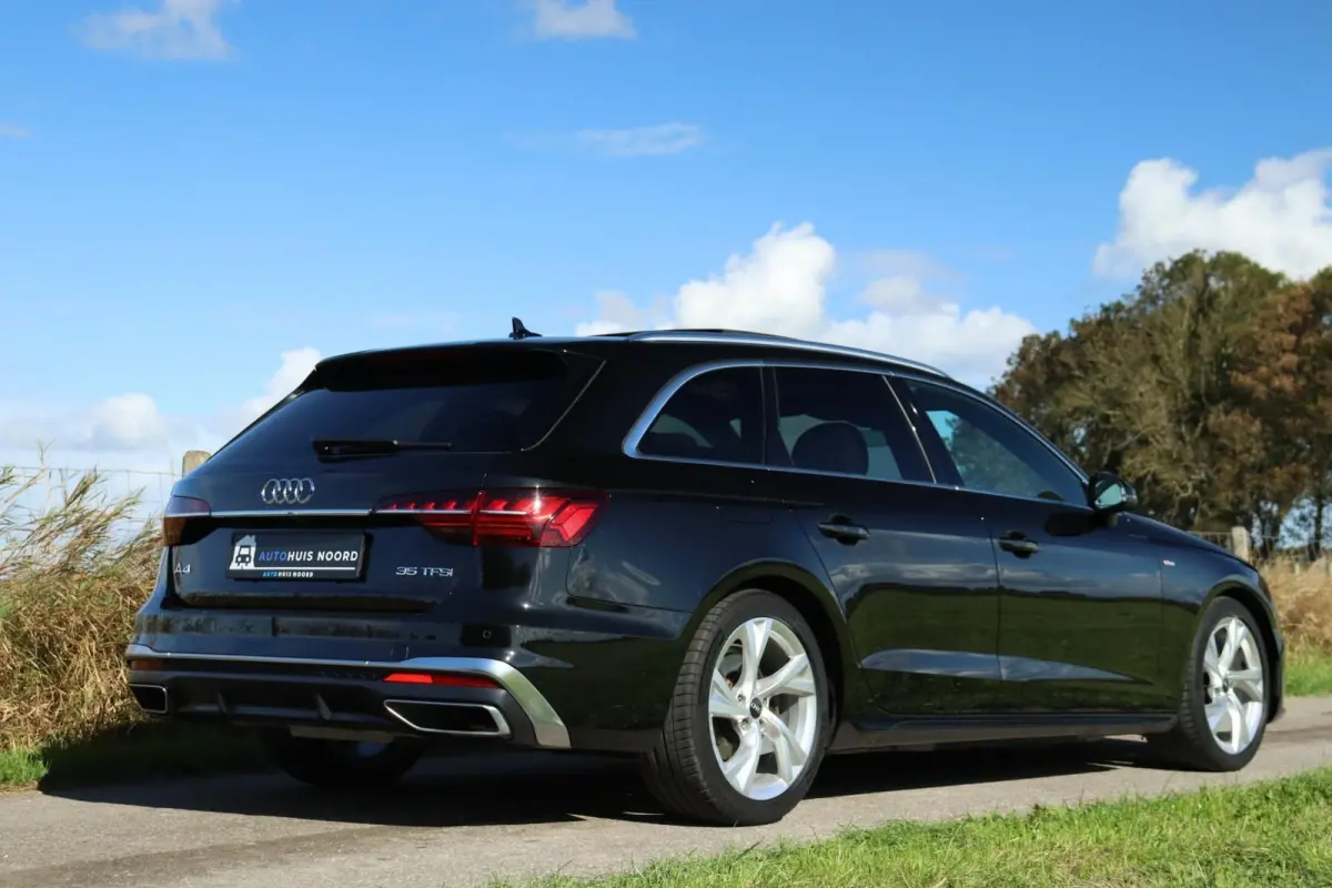 35 TFSI / 2.0 150PK / 3x S-Line / DAB / Pano / Matrix LED / Camera / Trekhaak / Navi / 18"!