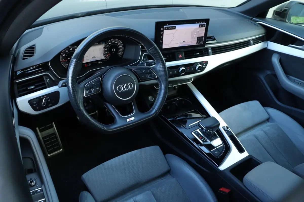 35 TFSI / 2.0 150PK / 3x S-Line / DAB / Pano / Matrix LED / Camera / Trekhaak / Navi / 18"!