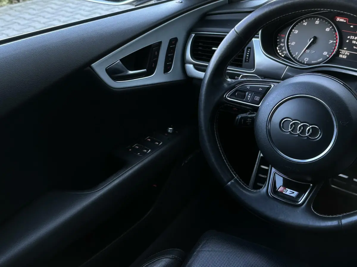 4.0 TFSI Quattro Pro Line Plus 421PK - Massage - Softclose - Adaptief