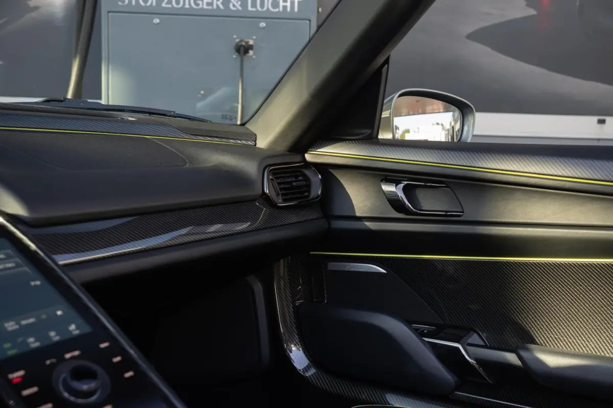 | org. NL | Liquid Silver | Carbon | Lift |Dealer Onderhouden