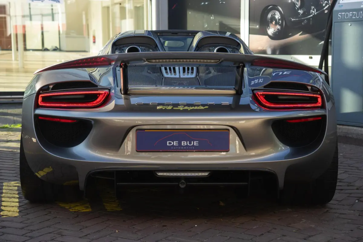 | org. NL | Liquid Silver | Carbon | Lift |Dealer Onderhouden