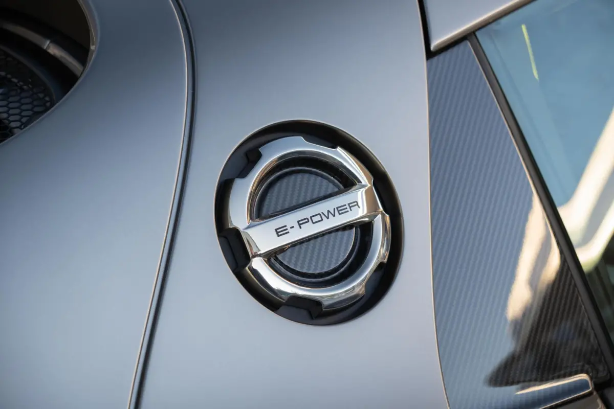 | org. NL | Liquid Silver | Carbon | Lift |Dealer Onderhouden