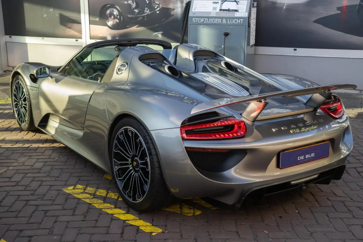 | org. NL | Liquid Silver | Carbon | Lift |Dealer Onderhouden
