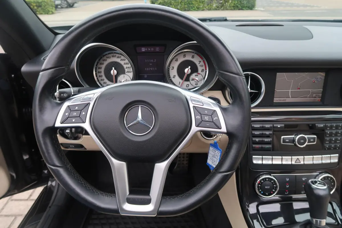 200 Aut AMG NAVIGATIE|AIRSCARF|BLUETOOTH|AIRCO|LED|PDC|LEDER|GOED ONDERHOUDEN