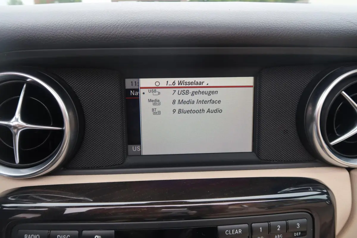 200 Aut AMG NAVIGATIE|AIRSCARF|BLUETOOTH|AIRCO|LED|PDC|LEDER|GOED ONDERHOUDEN