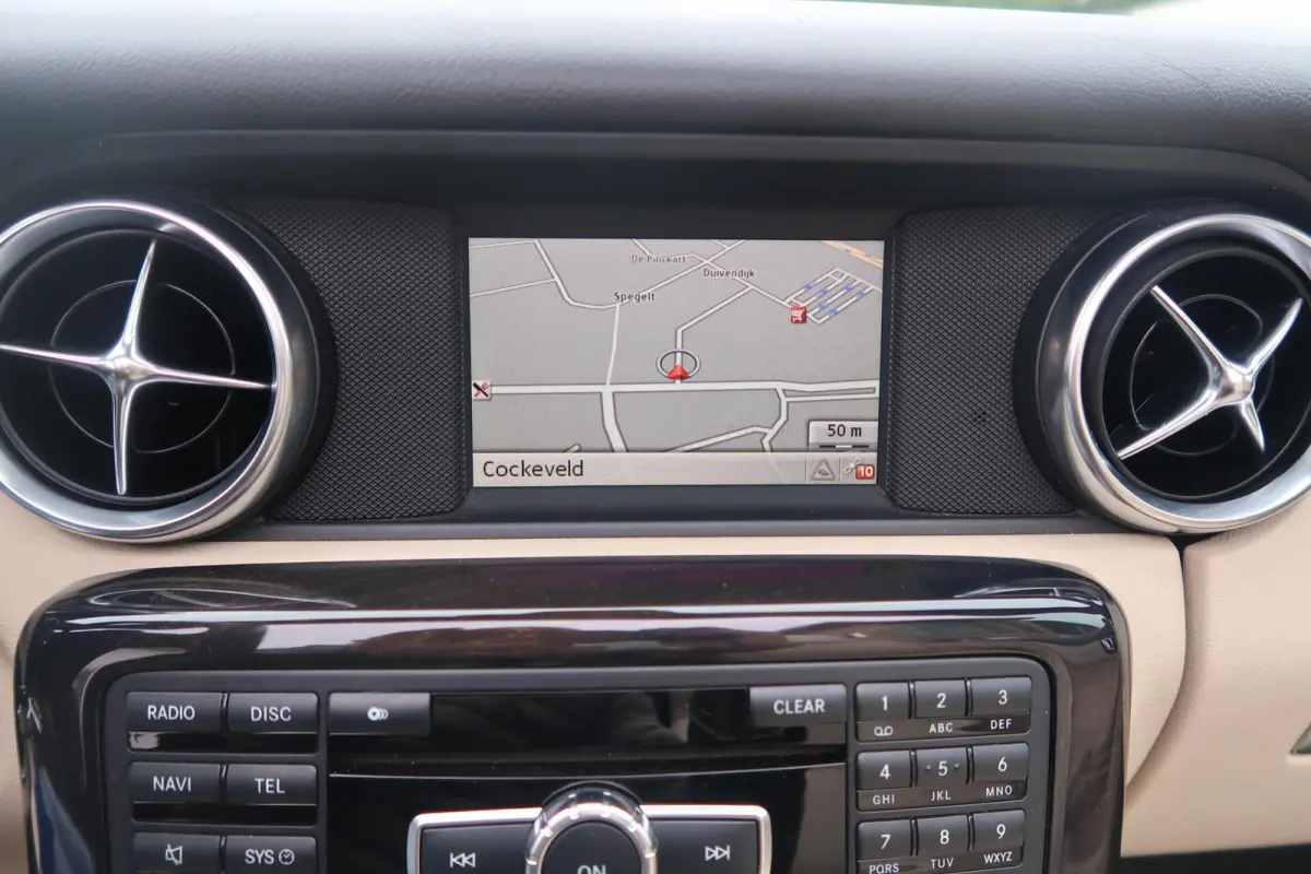 200 Aut AMG NAVIGATIE|AIRSCARF|BLUETOOTH|AIRCO|LED|PDC|LEDER|GOED ONDERHOUDEN