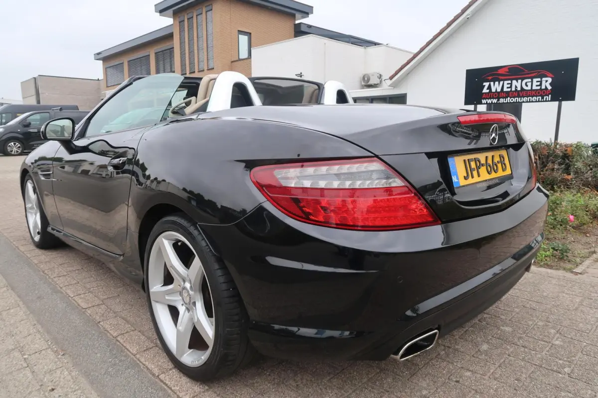 200 Aut AMG NAVIGATIE|AIRSCARF|BLUETOOTH|AIRCO|LED|PDC|LEDER|GOED ONDERHOUDEN