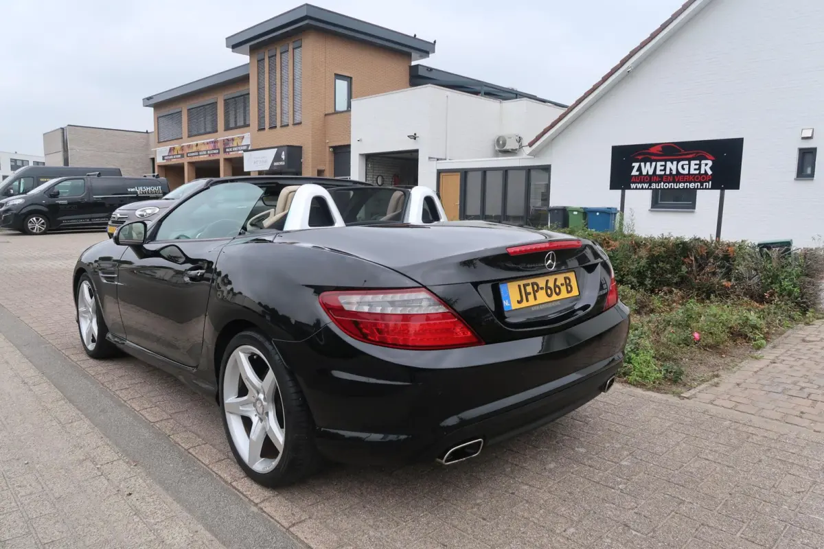 200 Aut AMG NAVIGATIE|AIRSCARF|BLUETOOTH|AIRCO|LED|PDC|LEDER|GOED ONDERHOUDEN