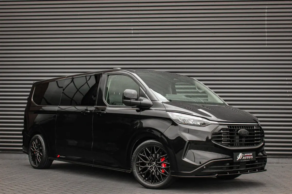 2.0 TDCI L2H1 170PK Limited DC / DUBBEL CABINE / JB- EDITION / DRIVER ASSISTANCE PACK / 6- ZITS /MY2024/CAMERA