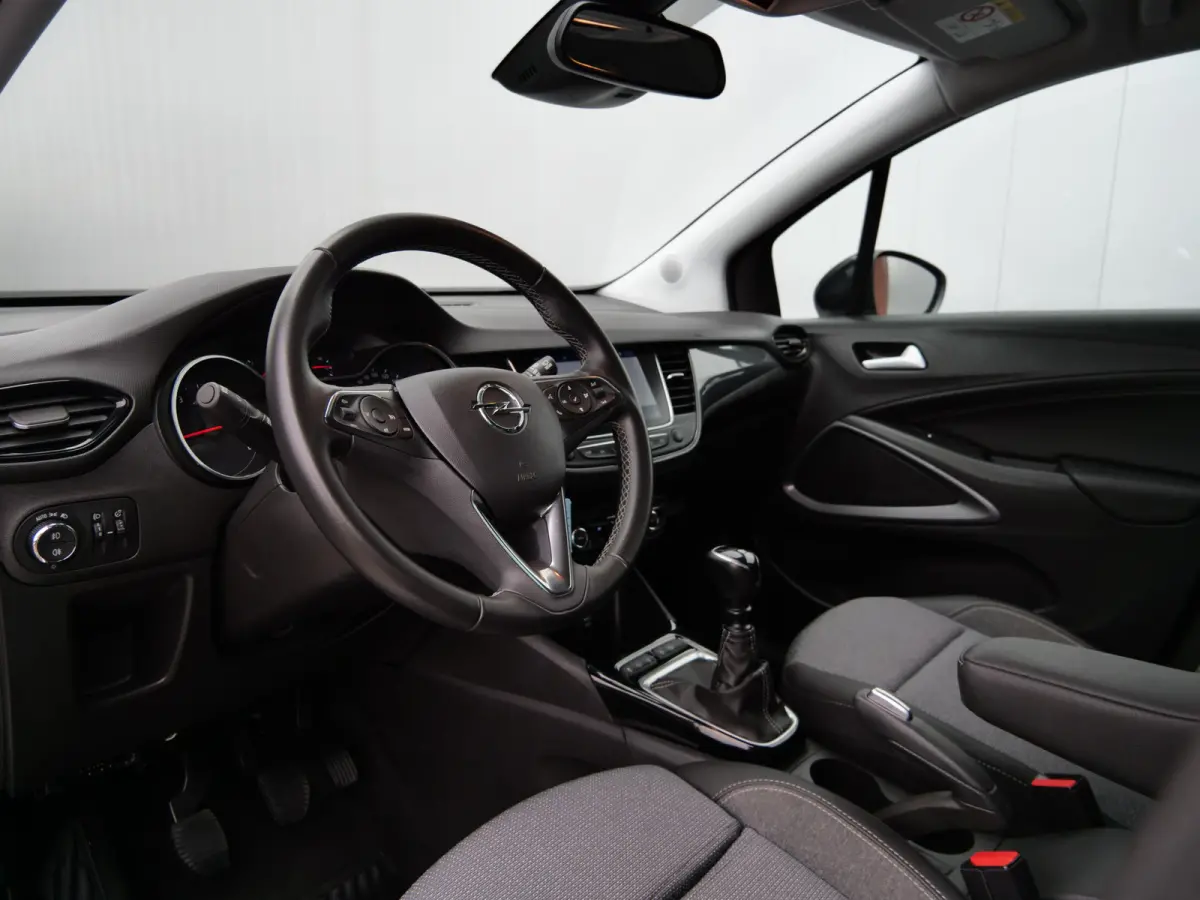 1.2 Turbo 110pk Elegance Navigatie / LED / Camera