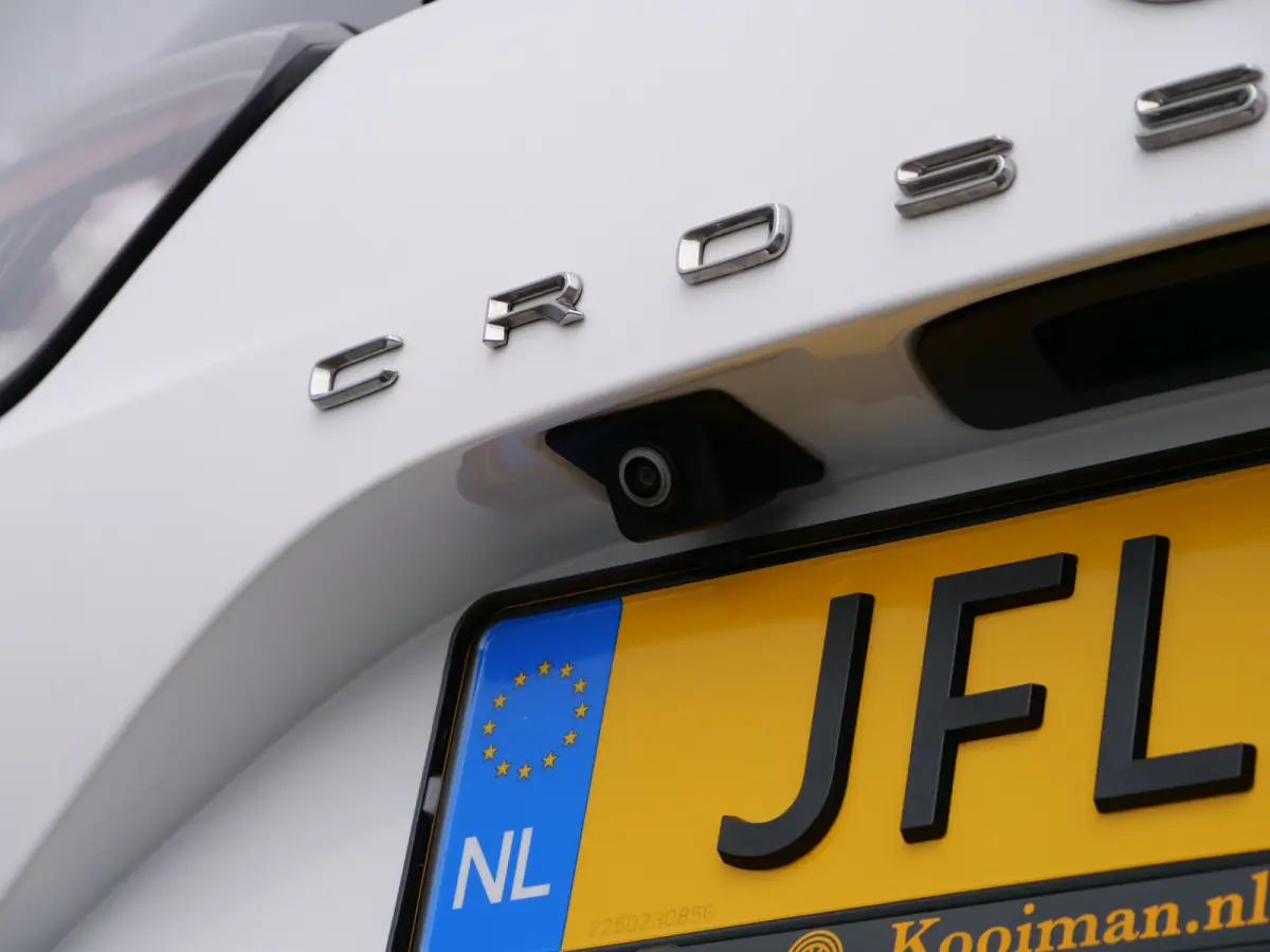 1.2 Turbo 110pk Elegance Navigatie / LED / Camera