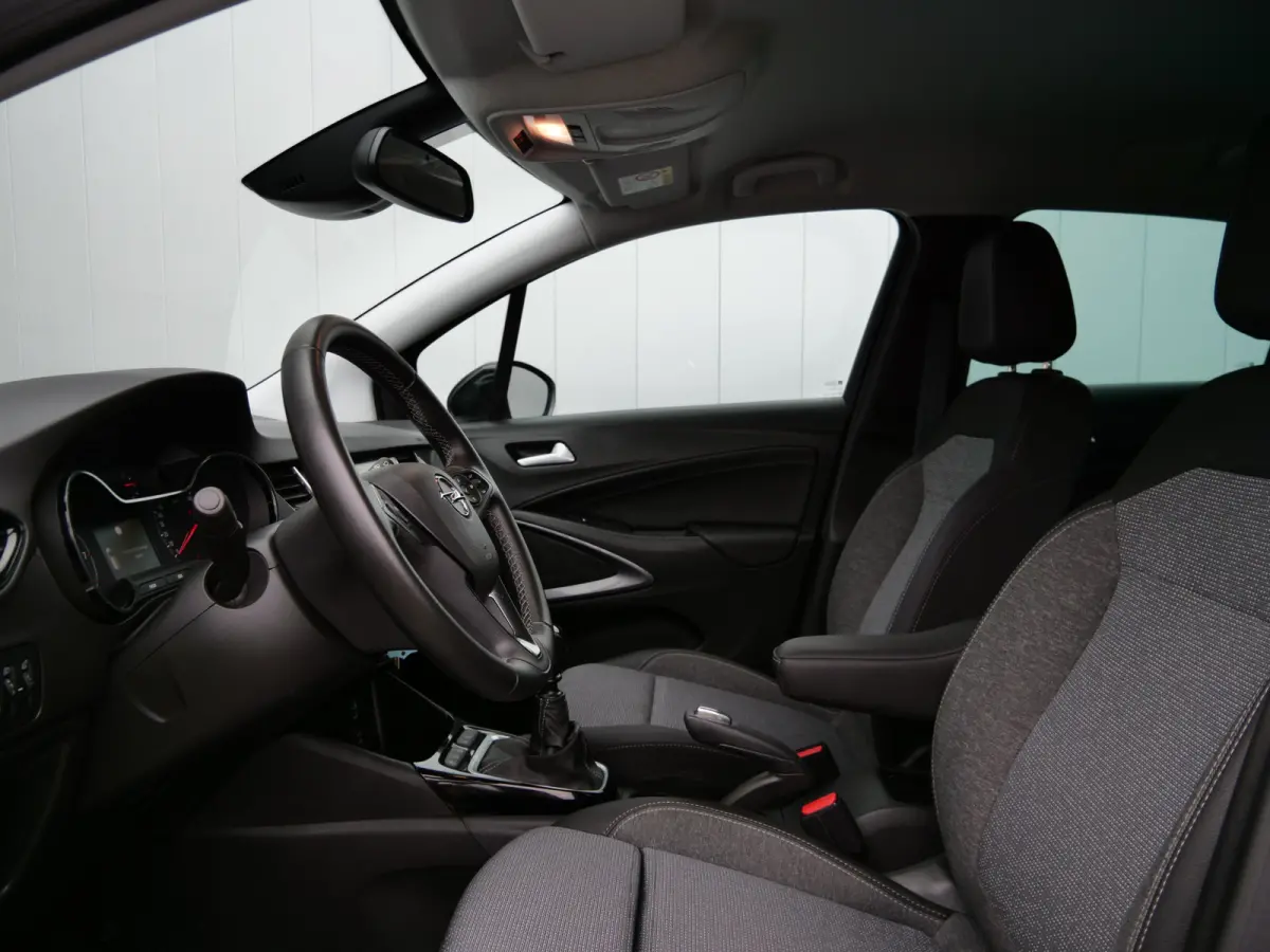 1.2 Turbo 110pk Elegance Navigatie / LED / Camera