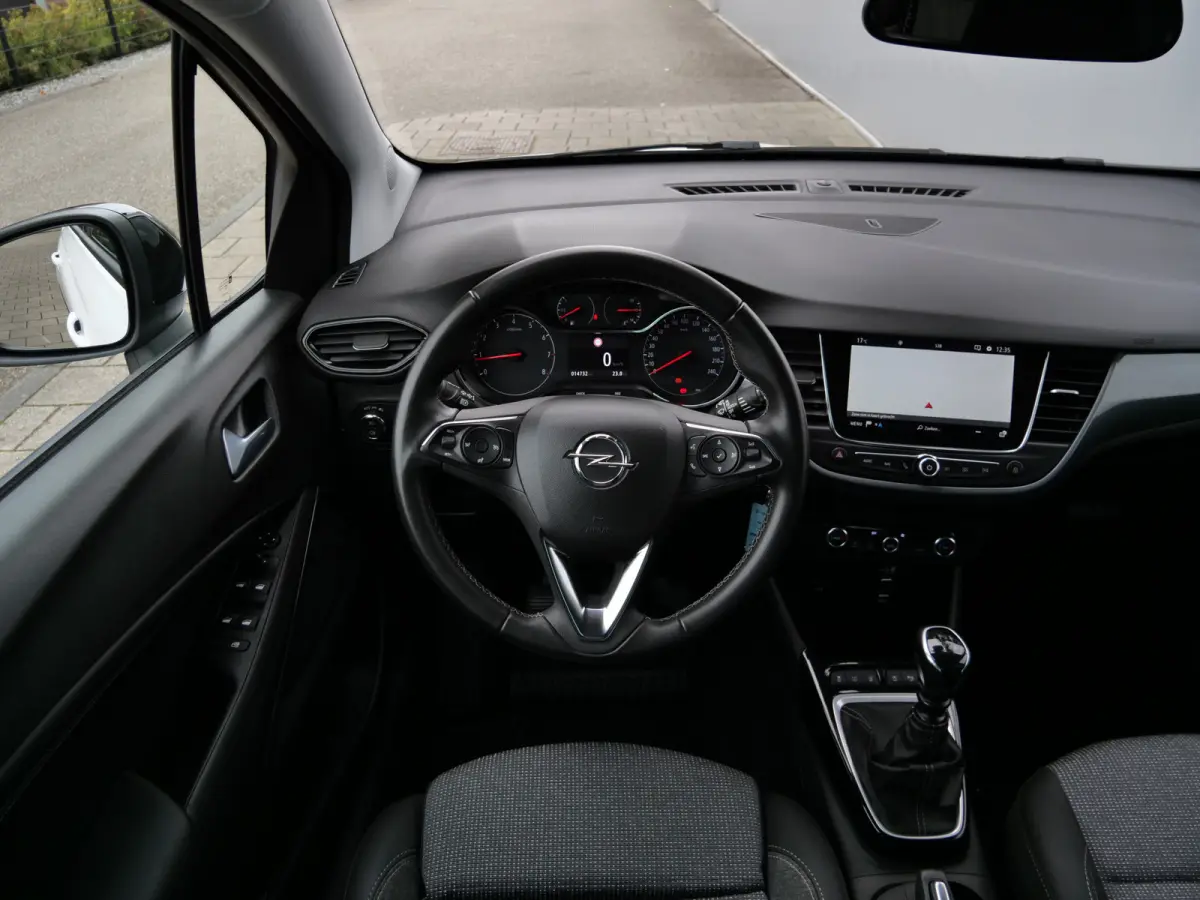 1.2 Turbo 110pk Elegance Navigatie / LED / Camera