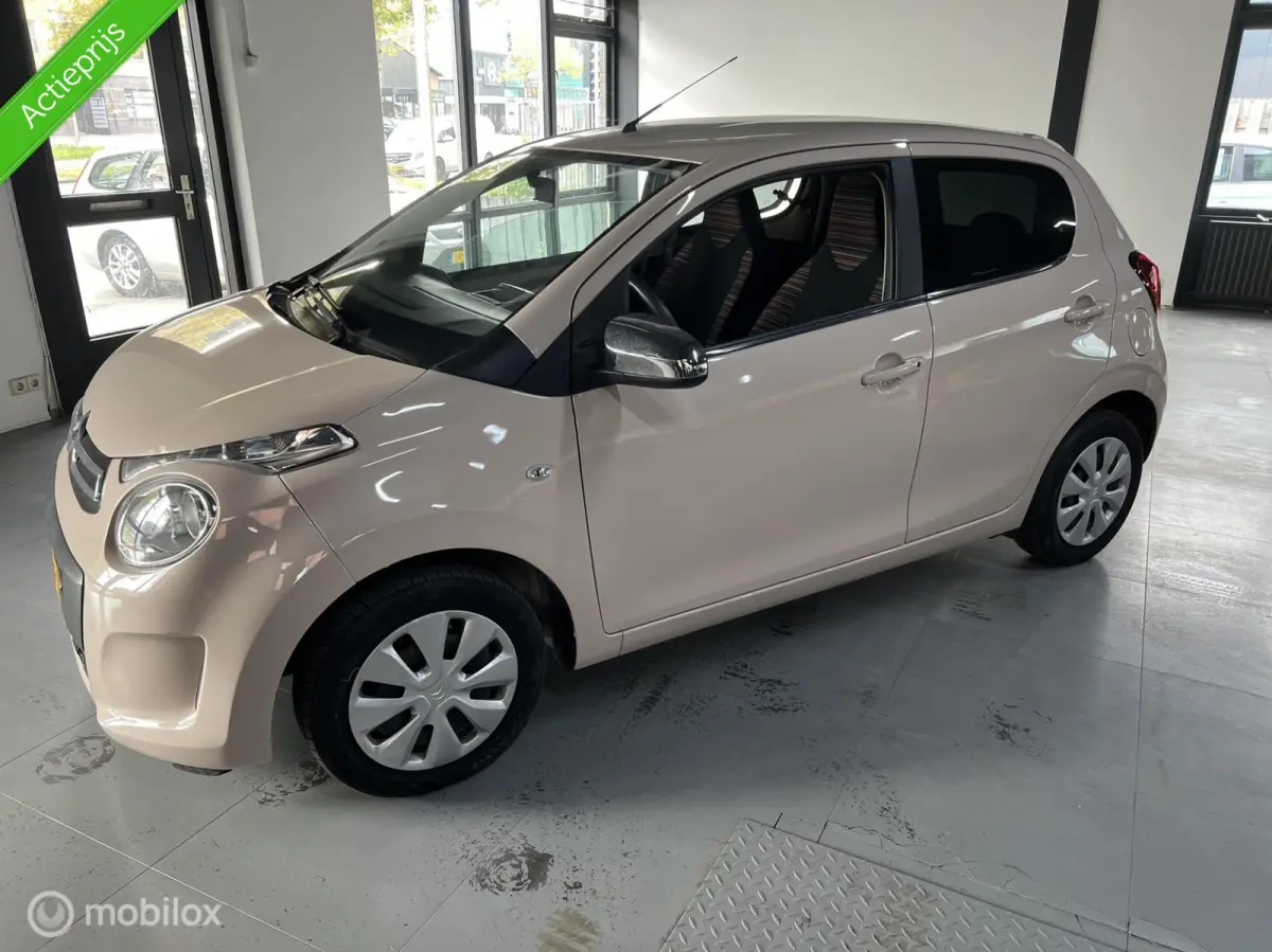1.0 VTi Feel Airco weinig KM met NAP