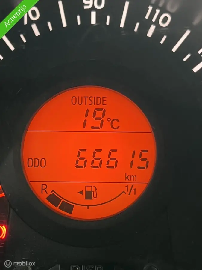 1.0 VTi Feel Airco weinig KM met NAP