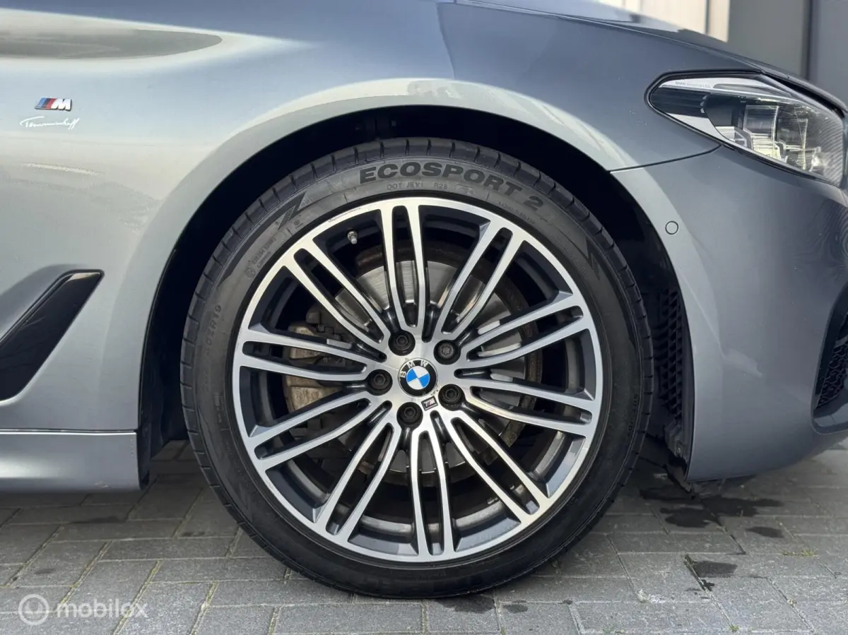 520D EDE High Executive | M-Pakket | Dak | 19" |